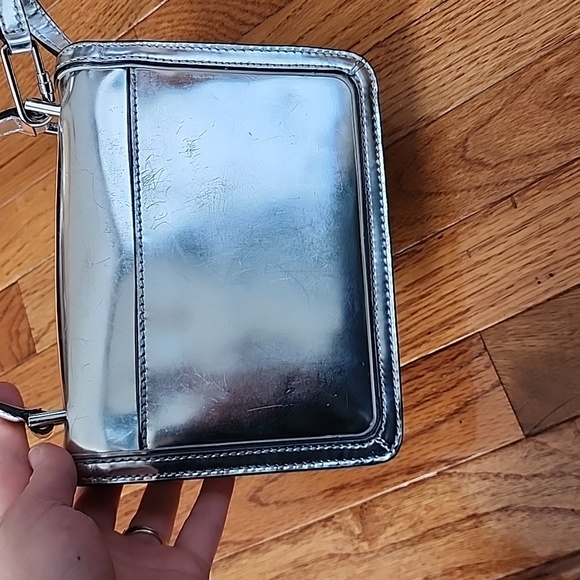 Tory Burch Metallic Mini - Picture 3 of 9